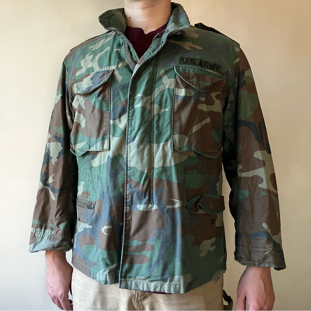 Military Surplus U.S. Army Short Size Camo Field Jacket - Picture 2 of 12